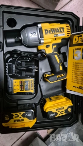 Гайковерт DEWALT 950nm