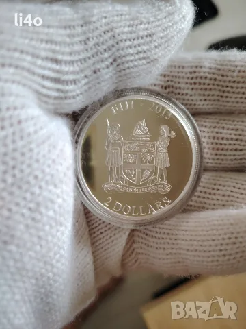 Колекционерска Сребърна монета куче боксер 1oz Proof 31.1 гр с камък Сваровски ограничен тираж 5000 , снимка 2 - Нумизматика и бонистика - 55457093