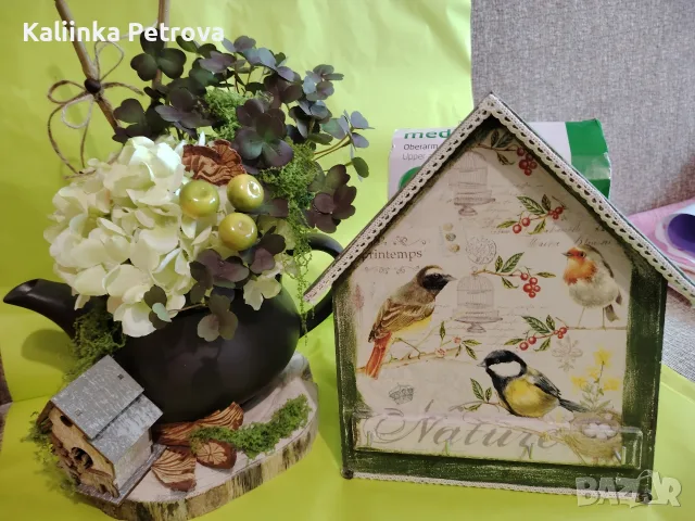 Аранжировка с изкуствени цветя и плодове. , снимка 3 - Декорация за дома - 55630125
