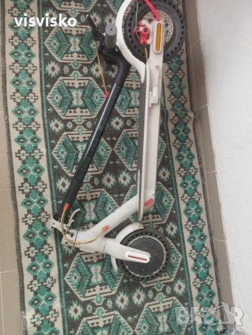 Електрическа тротинетка Xiaomi Mi Electric Scooter 3, снимка 11 - Скутери и тротинетки - 55020829