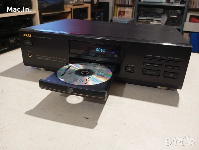 AKAI CD-19