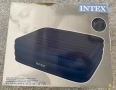 Надуваем матрак (Спалня) INTEX Comfort с помпа 152 x 203 x 56 см., снимка 4