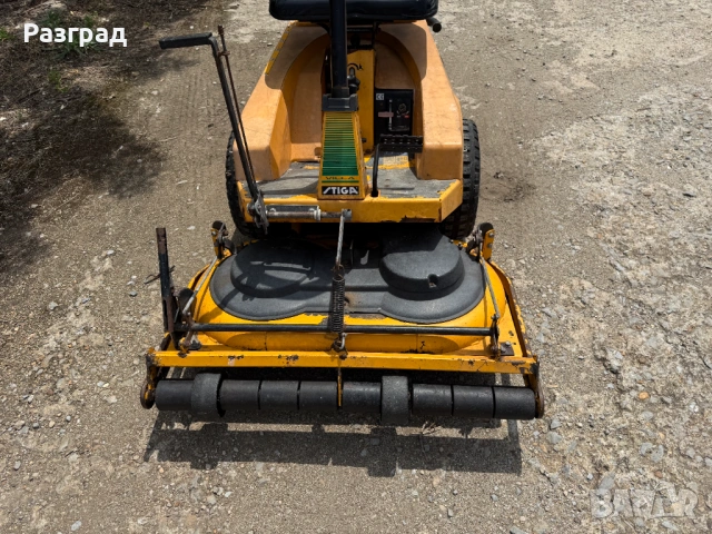 Тракторна косачка STIGA VILA  с предно косене briggs&stratton 12,5 кс., снимка 5 - Градинска техника - 54703283