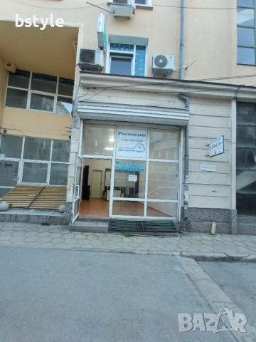 Давам под наем МАГАЗИН, гр. Русе, Идеален център, снимка 3 - Магазини - 54692284