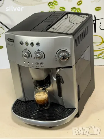 Кафемашина кафе автомат delonghi magnifica с гаранция, снимка 2 - Кафемашини - 55470649