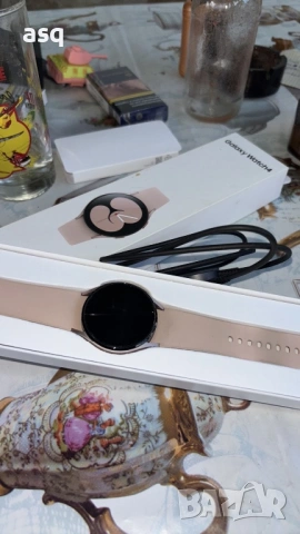 Samsung часовник дамски и мъжки, снимка 2 - Друга електроника - 54911574