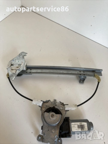 Стъклоповдигач за задна дясна врата за Nissan Qashqai 1.5 Dci (2010) 402190A