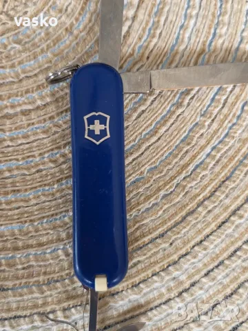 Victorinox Switzerland-много добър, снимка 3 - Ножове - 55585514