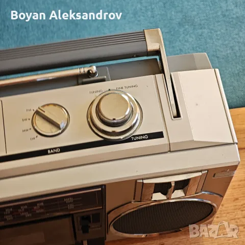 Двукасетъчен радиокасетофон Sanyo M-W25K (1983г.), снимка 10 - Радиокасетофони, транзистори - 55694894