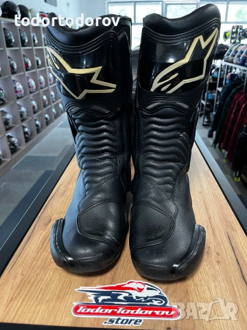 Mото Ботуши ALPINESTARS SMX-5 BLACK,номер 44,оригинални,много запазени 232.74 лв. / 119 €, снимка 2 - Аксесоари и консумативи - 54962797