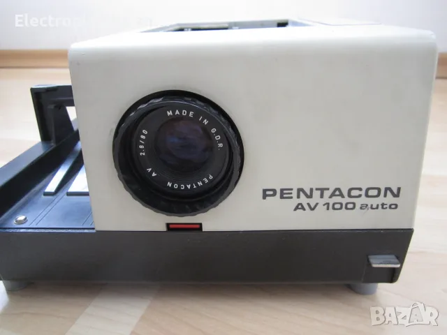 Диапроектор Pentacon AV 100, снимка 2 - Антикварни и старинни предмети - 55629609