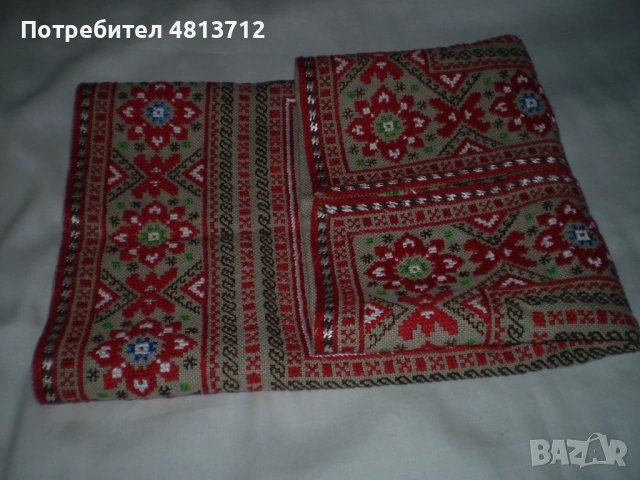 Традиционна Българска ръчно бродирана покривка за маса червена бродерия, снимка 14 - Други ценни предмети - 54383172