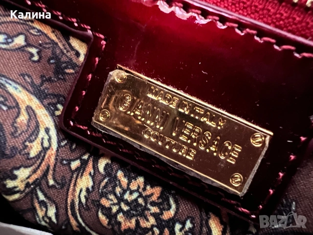 ЧИСТО НОВА Дамска лачена чанта VERSACE в цвят бордо, снимка 7 - Чанти - 55090034
