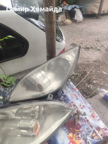 Ляв и десен фар за Mitsubishi Colt цена за брой 40 евро , снимка 2 - Части - 55359148