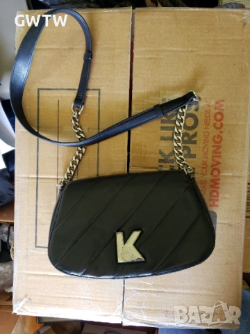 Karl Lagerfeld малка чанта, оригинална, снимка 3 - Чанти - 54315661