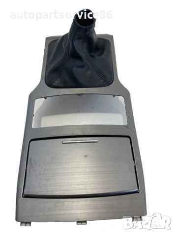 Лайсна около лоста за скорости с държач за чаши за Subaru Outback 2.0 Дизел (2010) 