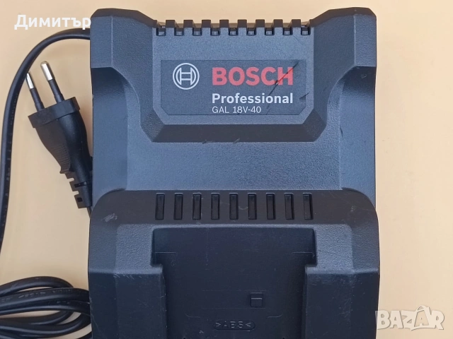 Bosch GAL 18V-40 зарядно, снимка 2 - Винтоверти - 55054727