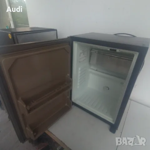 Неработещи амонячни хладилници тип мини бар  ELECTROLUX  и DOMETIC, снимка 10 - Хладилници - 55649962