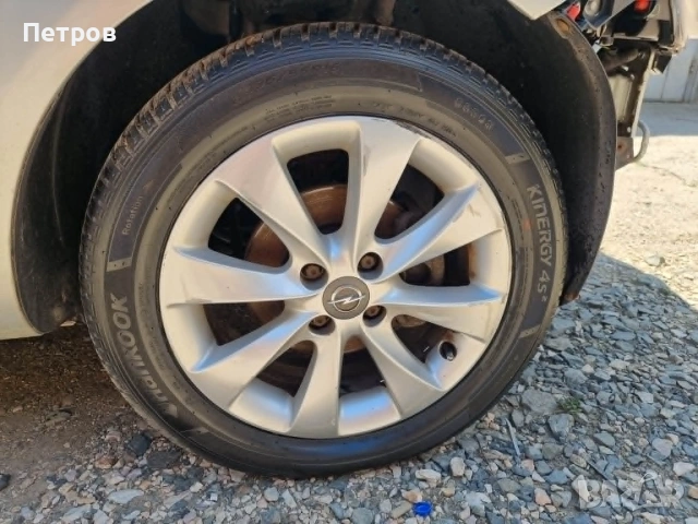 Opel Corsa 1.3 CDTI /Фейс/Нови гуми 16 На части, снимка 10 - Автомобили и джипове - 55104953