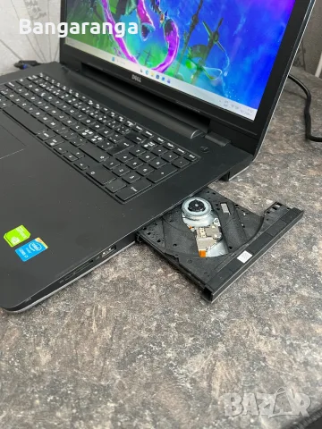 Лаптоп Dell Inspiron 17 / i7 / 8GB RAM / 2GB Nvidia , снимка 3 - Лаптопи за дома - 55302151