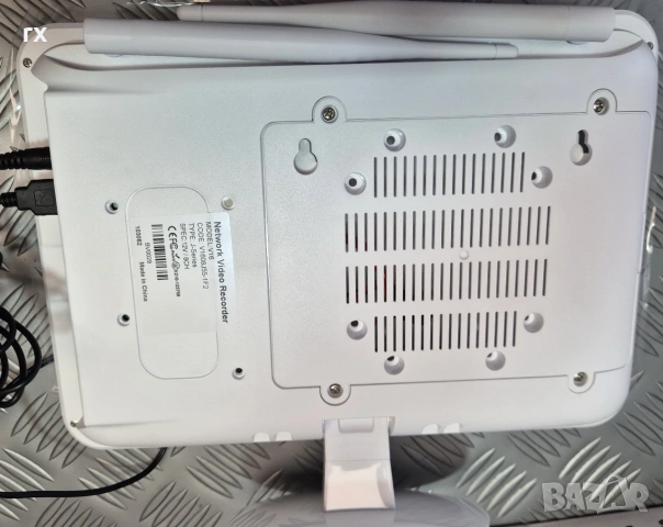 NVR Рекордер с Монитор Jennov V16 (8-канален) – БЕЗ камери и HDD, снимка 3 - Комплекти за видеонаблюдение - 55191963