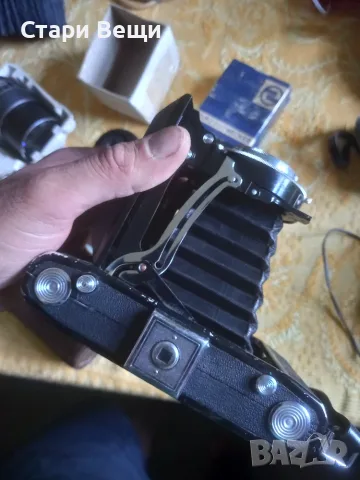 Стари фотоапарати цайс