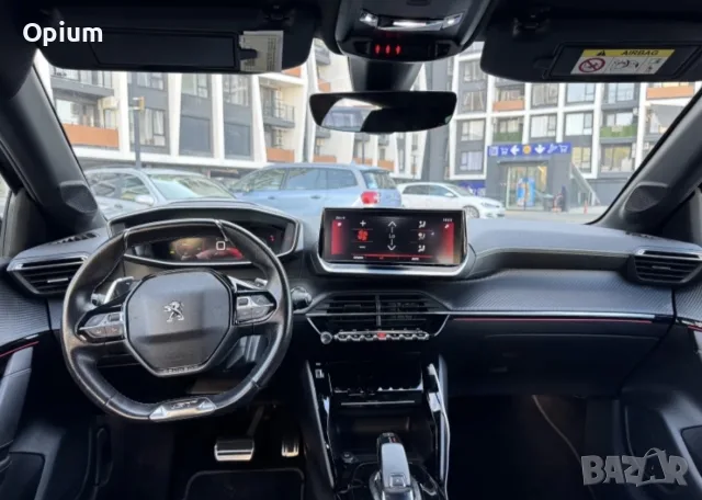 Peugeot 208 GT-Line , automatic, keyless, distronic, снимка 8 - Автомобили и джипове - 55508041