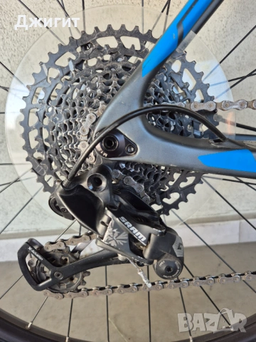 Карбонов планински велосипед Kilimandjaro CARBON 29 цола , снимка 15 - Велосипеди - 54316193