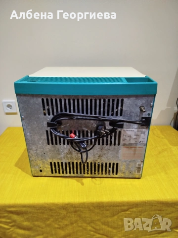 Хладилник MOBIL COOLER ELECTROLUX 12 V/220 V/ GAZ , снимка 8 - Хладилни чанти - 54944833
