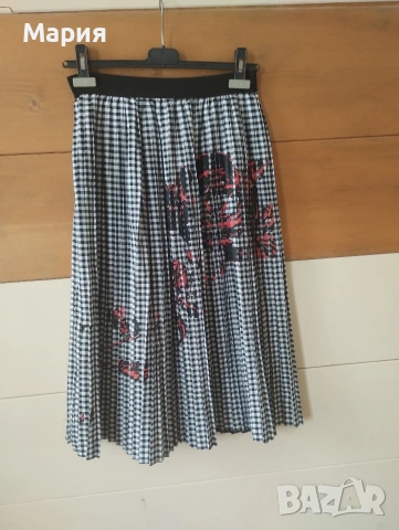 Дамска пола средна дължина размер С, снимка 4 - Поли - 54088397