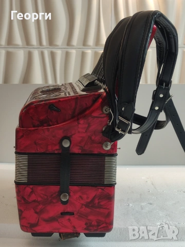 Продавам акордеон Велтмайстер Каприче 96 баса, снимка 12 - Акордеони - 54133698