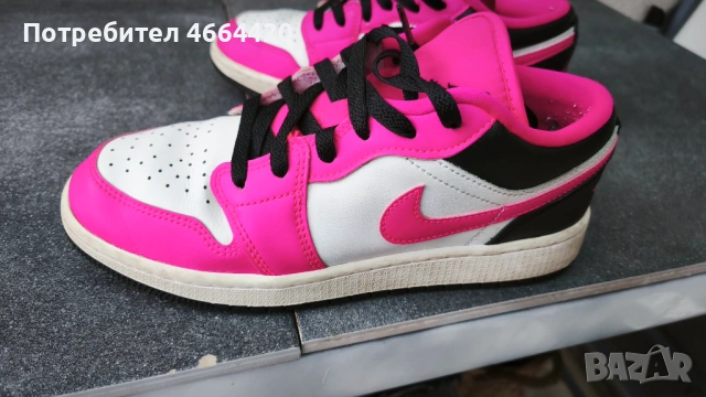 Маратонки Nike Air Jordan 1, снимка 3 - Маратонки - 52627353