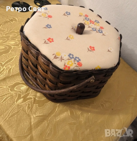 Кошница за шивашки материали , снимка 4 - Антикварни и старинни предмети - 55264341