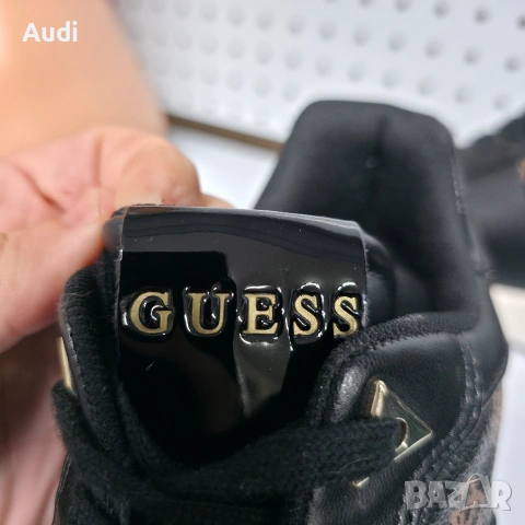 Guess Дамски Маратонки, снимка 9 - Дамски ежедневни обувки - 54623409