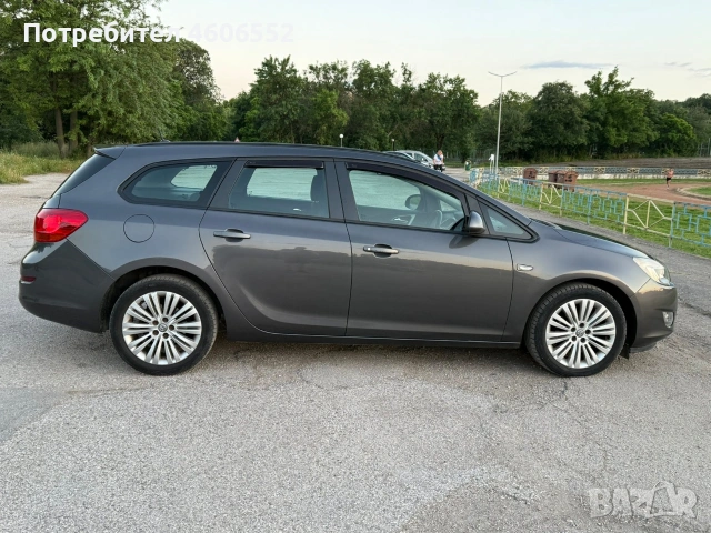 Opel Astra j 1.3cdti 2012г., снимка 3 - Автомобили и джипове - 54786313