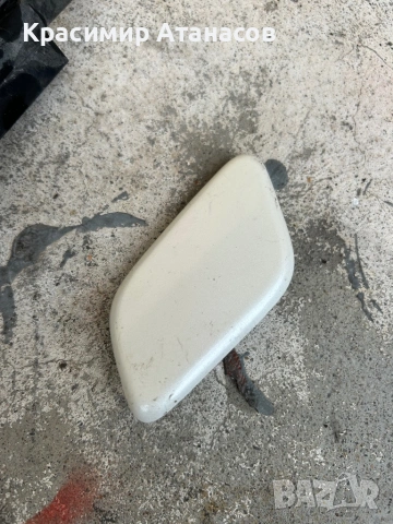 85354-0F020. Капачка пръскалка предна броня лява за Тойота Версо. 2009-2018г