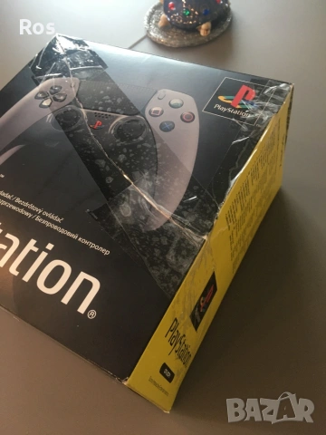 PlayStation 5 DualSense Edge 30th Anniversary Edition Нов, снимка 8 - PlayStation конзоли - 54482934