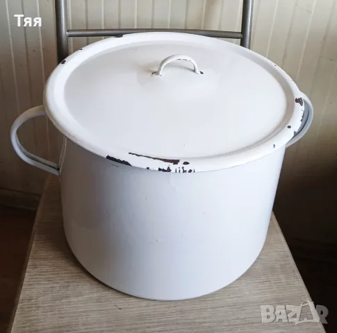 Голяма емайлирана тенджера , снимка 6 - Съдове за готвене - 55359801