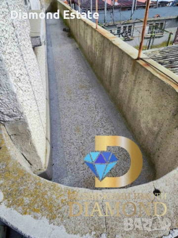 Двуетажна къща близнак в град Чирпан, снимка 14 - Къщи - 54039893