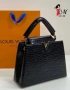 Дамска чанта Louis Vuitton, снимка 3