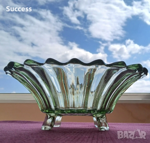 Стъклена купа винтидж 