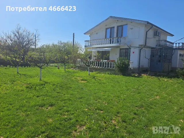Продава двуетажна масивна къща, снимка 4 - Къщи - 55481989