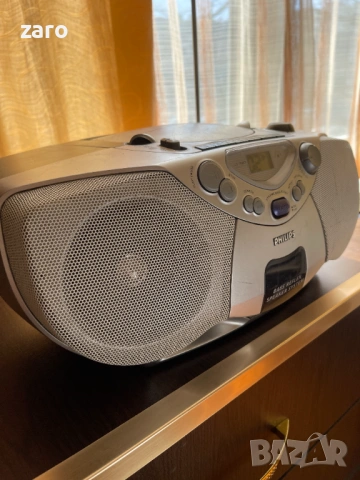 Радиокасетофон с CD Philips