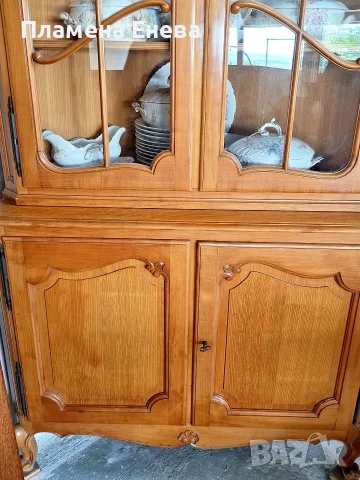 Ъглова витрина в стил Louis XV., снимка 2 - Бюфети - 55649232