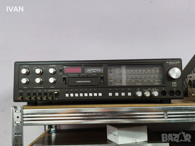 Продавам пред усилвател grundig
