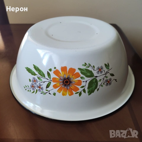 Емайлирана купа , снимка 3 - Кутии за храна - 55247051