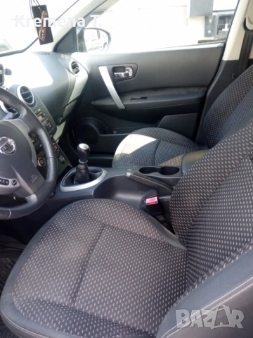 Nisan Qashqai , снимка 13 - Автомобили и джипове - 54703606