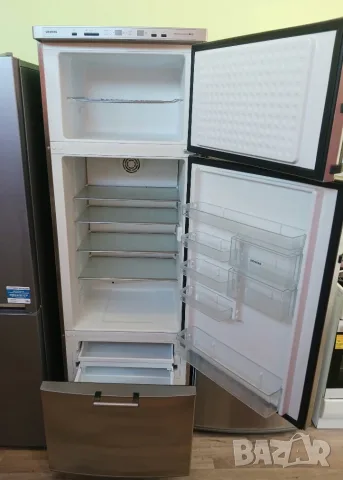 Хладилник с горна камера  SIEMENS, снимка 6 - Хладилници - 55301199