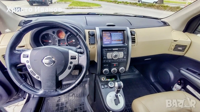 Nissan Xtrail T31, снимка 9 - Автомобили и джипове - 54410444