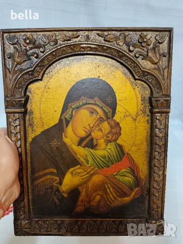 Красива икона на "Св.Богородица".Масивна, богато орнаментирана дървена рамка, снимка 7 - Антикварни и старинни предмети - 55414202